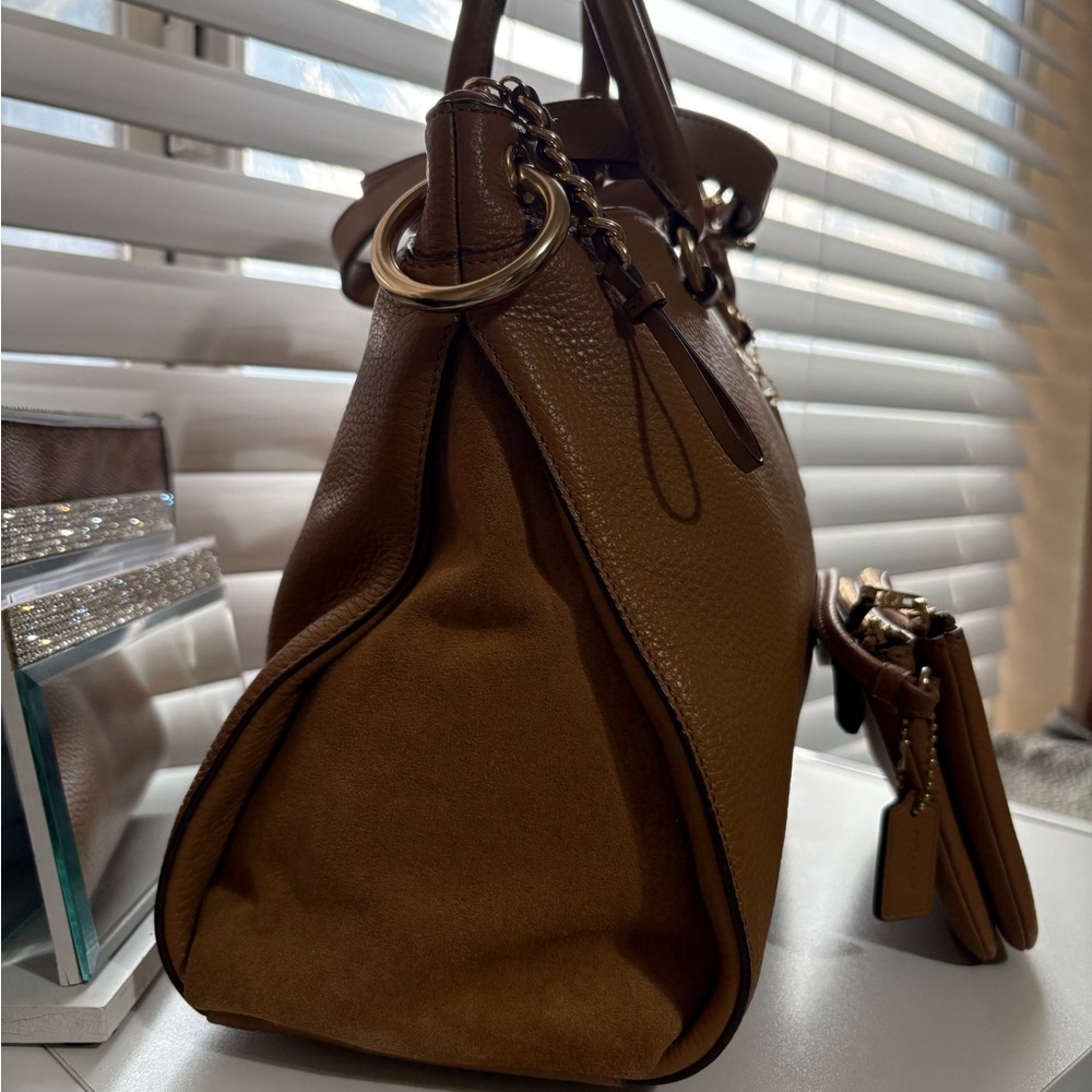 Coach Pebbled Leather Satchel and Wristlet in Brown - Picture 4 of 12